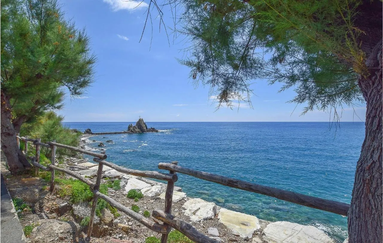 2 Bedroom Beautiful Home In Framura