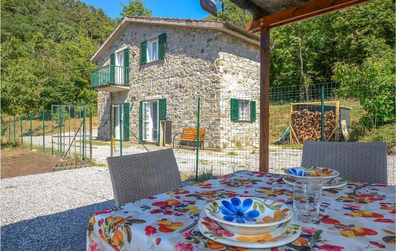 2 Bedroom Beautiful Home In Framura