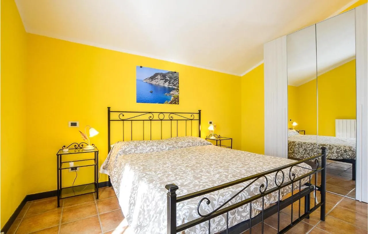 2 Bedroom Beautiful Home In Framura