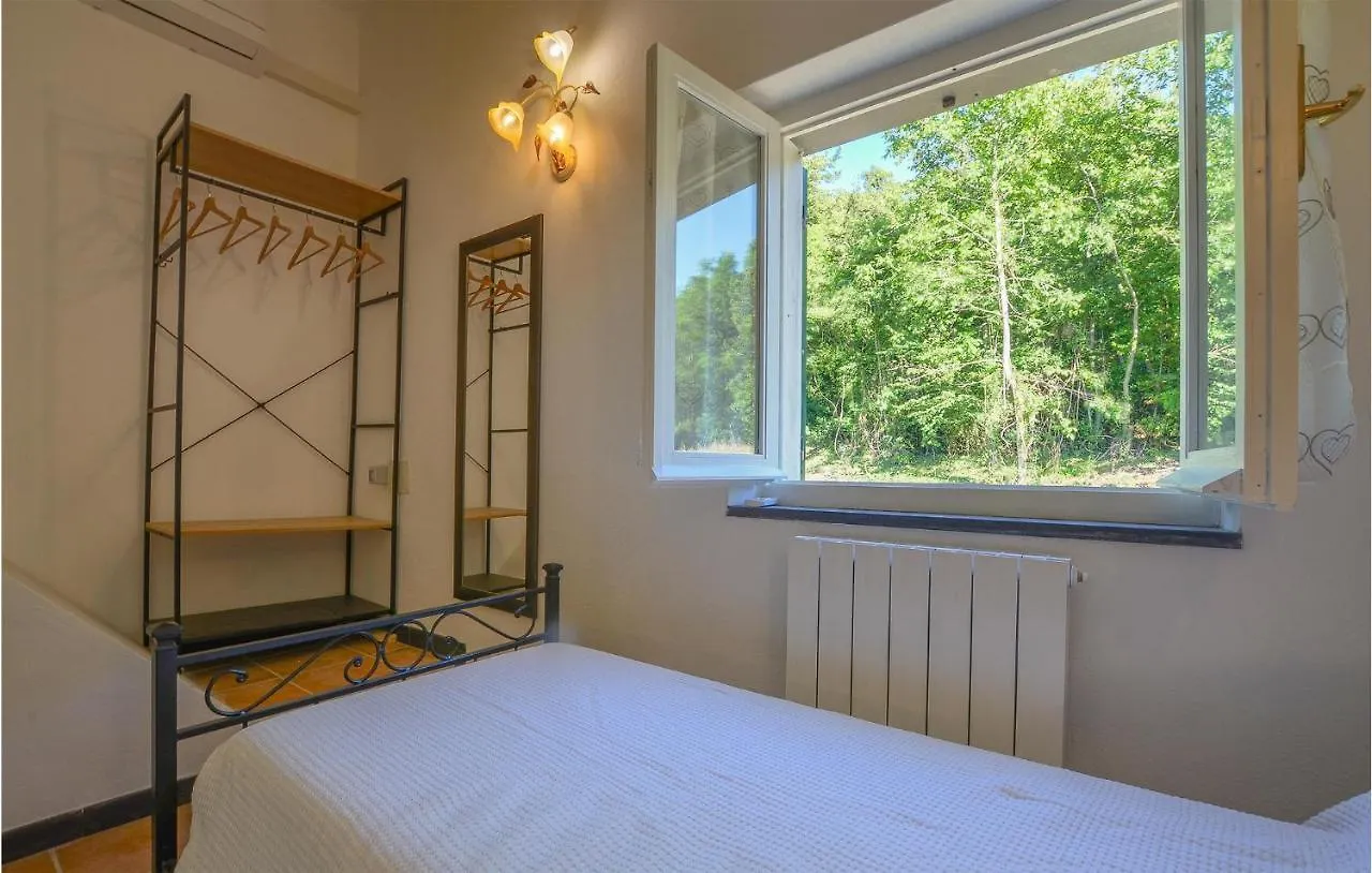 2 Bedroom Beautiful Home In Framura 0*,  Italy
